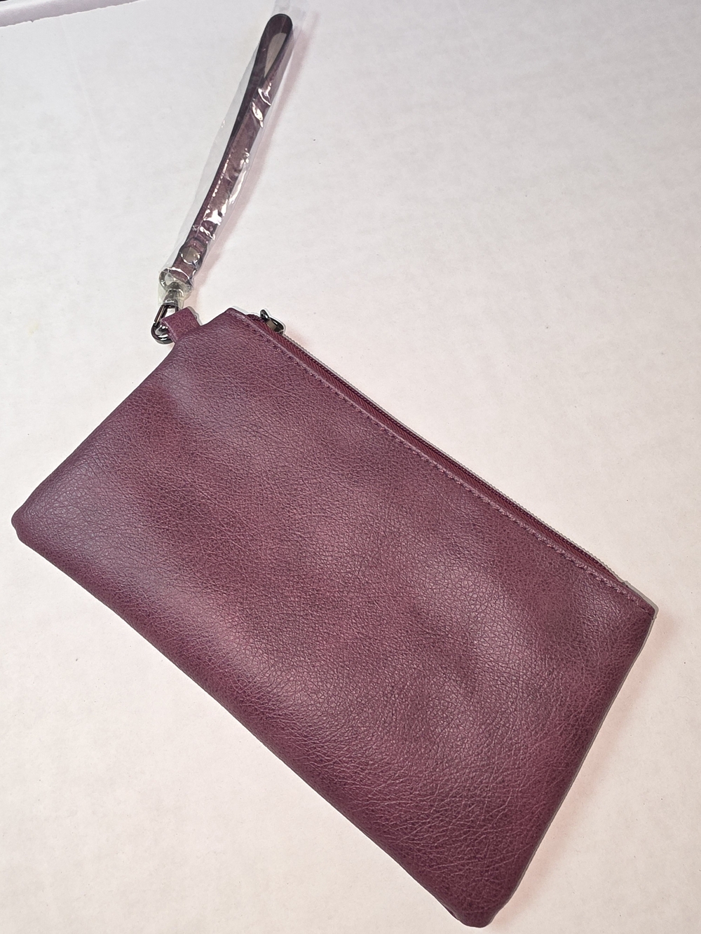Women's Realer Wristlet Clutch - Plum Leather